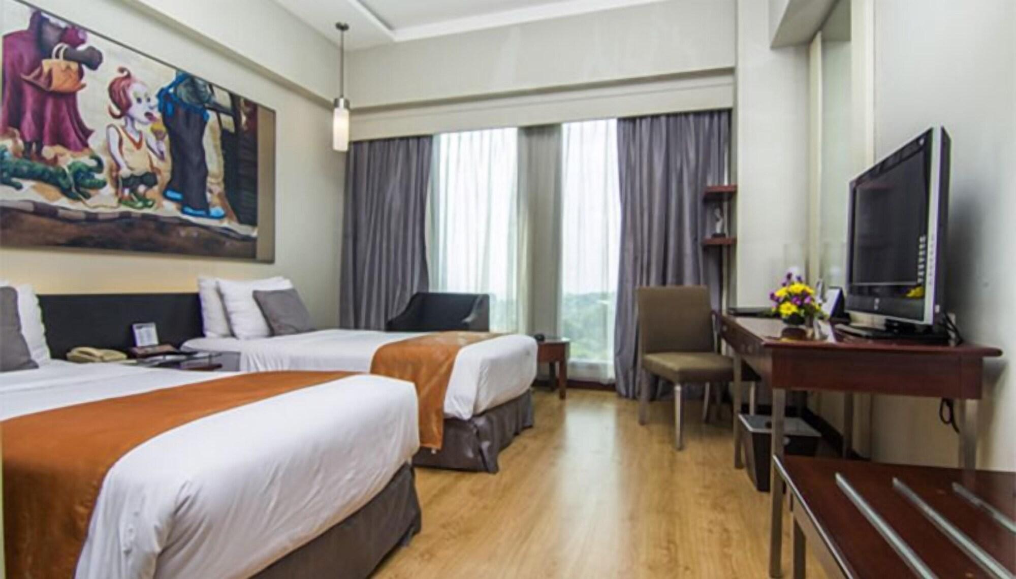 Grand Candi Hotel Semarang Exterior photo